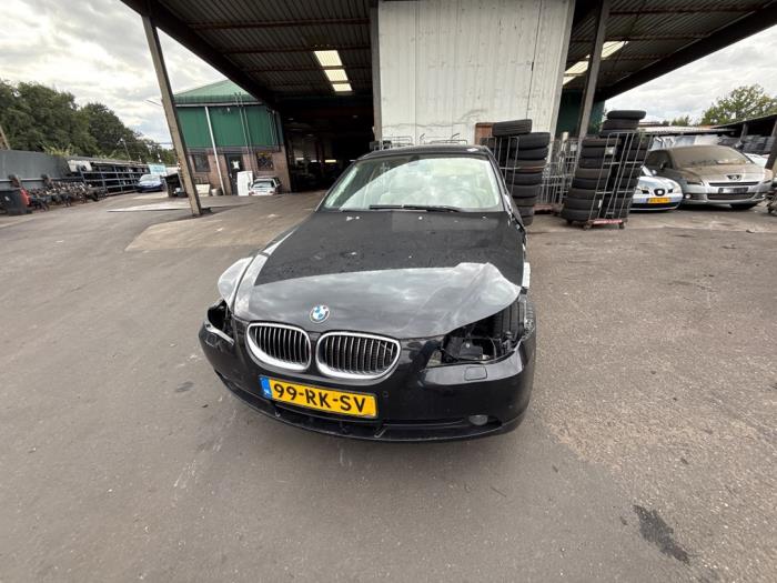 BMW 5 serie 523i 24V Sloopvoertuig (2005, Zwart)
