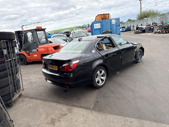 BMW 5 serie 523i 24V Sloopvoertuig (2005, Zwart)