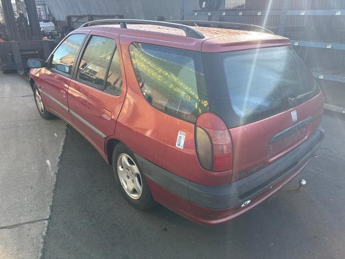 Peugeot 306 Break 1.8i XT,ST Samochód złomowany (1998, Czerwony)