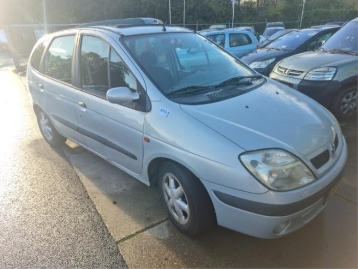 Renault Scénic I 1.6 16V Sloopvoertuig (2000, Grijs)