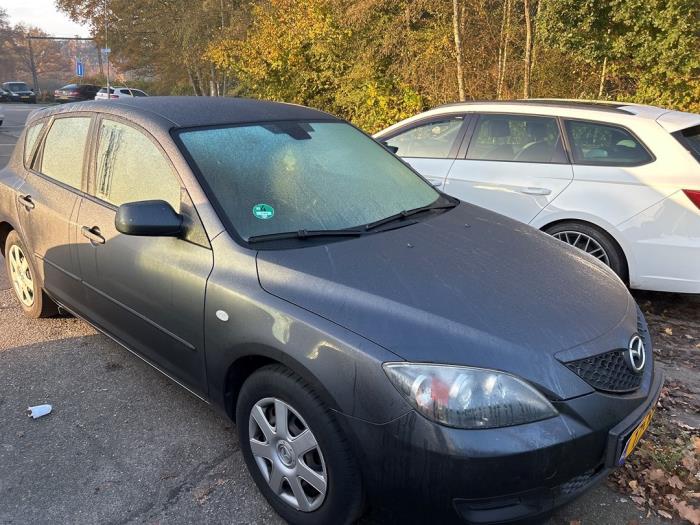 Mazda 3 Sport 1.6i 16V Schadevoertuig (2007, Grijs)