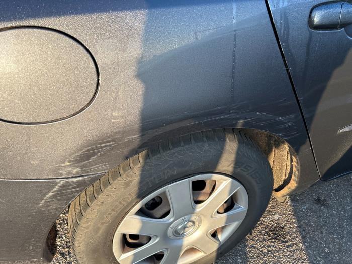 Mazda 3 Sport 1.6i 16V Schadevoertuig (2007, Grijs)