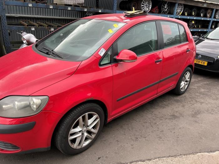 Volkswagen Golf Plus 1.9 TDI 105 Sloopvoertuig (2006, Rood)
