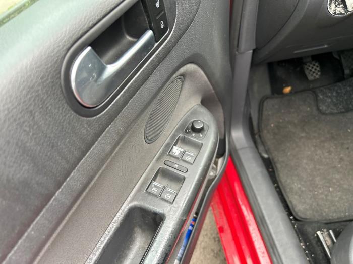 Volkswagen Golf Plus 1.9 TDI 105 Sloopvoertuig (2006, Rood)