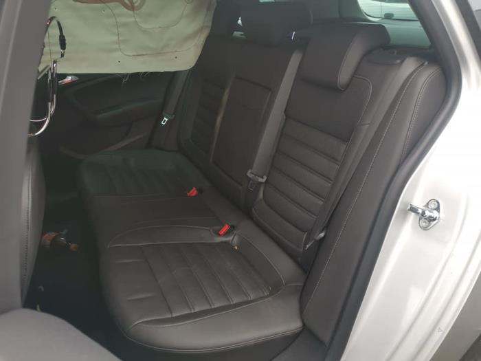 Opel Insignia Sports Tourer 1.6 CDTI 16V 136 Sloopvoertuig (2017, Zilvergrijs)