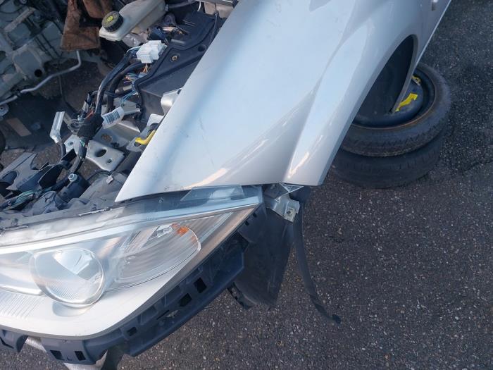 Renault Megane II Grandtour 2.0 16V Skrotfordon (2008, GRIJS)