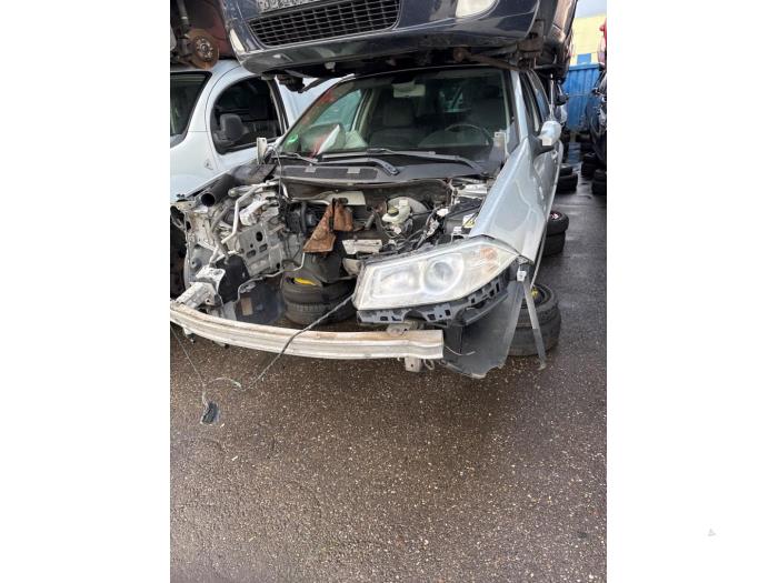 Renault Megane II Grandtour 2.0 16V Skrotfordon (2008, GRIJS)