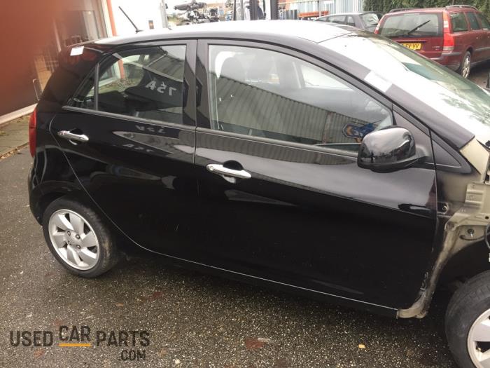 Kia Picanto 1.0 12V Skrotfordon (2015, ZWART)