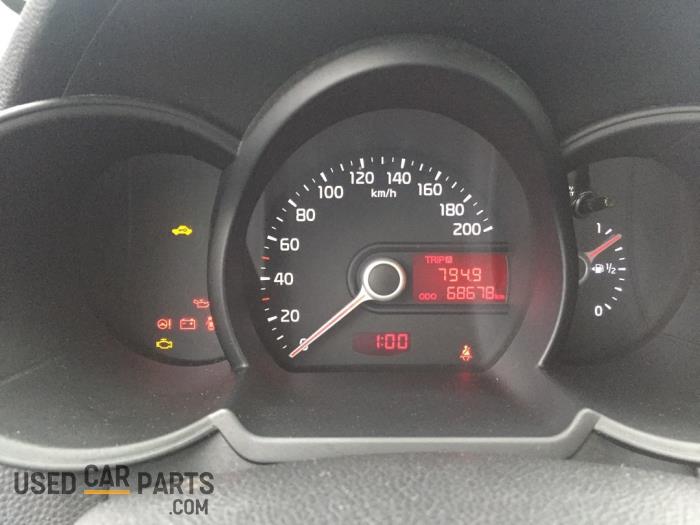 Kia Picanto 1.0 12V Skrotfordon (2015, ZWART)