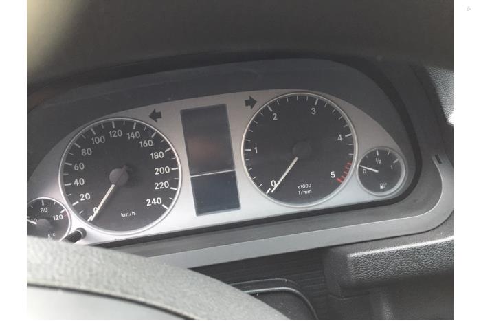 Mercedes B 2.0 B-180 CDI 16V Sloopvoertuig (2011, Blauw)