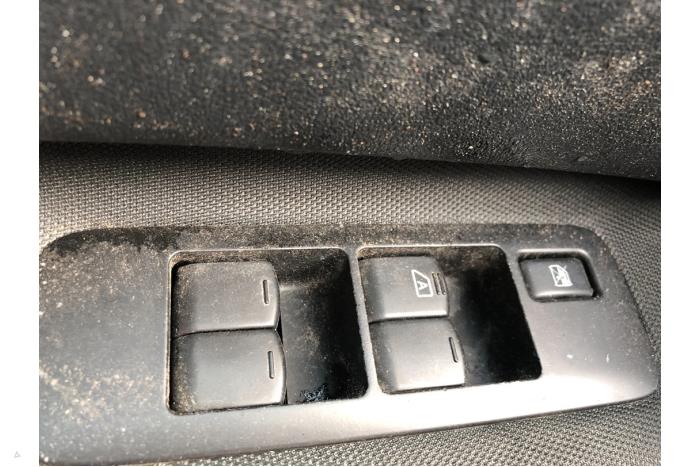 Nissan Qashqai 1.6 16V Sloopvoertuig (2008, Grijs)