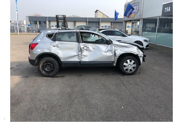 Nissan Qashqai 1.6 16V Sloopvoertuig (2008, Grijs)
