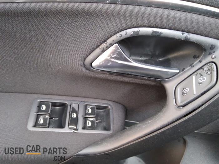 Volkswagen Polo V 1.4 TDI 12V 90 Sloopvoertuig (2016, Metallic, Grijs)