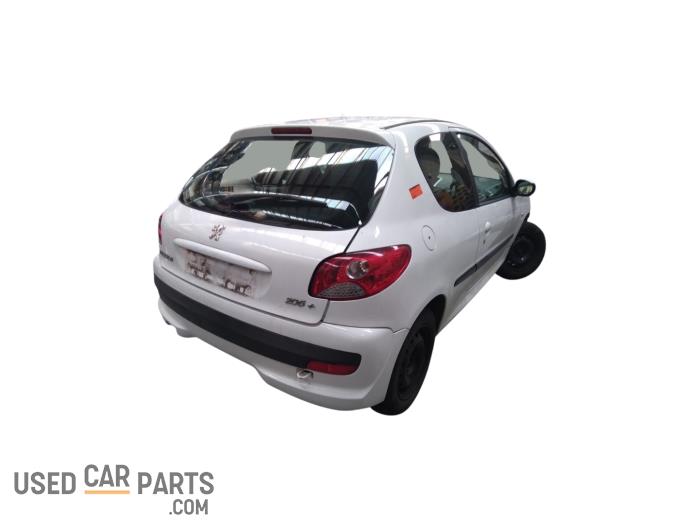 Peugeot 206+ 1.1 XR,XS Skrotfordon (2009, WIT)