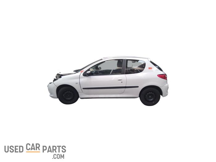 Peugeot 206+ 1.1 XR,XS Skrotfordon (2009, WIT)