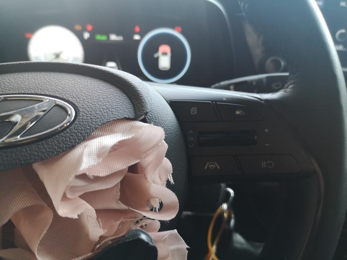 Hyundai i20 1.0 T-GDI 100 12V Sloopvoertuig (2020, Zwart)