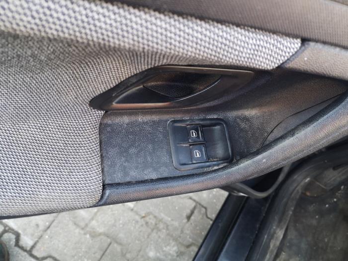 Skoda Fabia II 1.2i Skrotfordon (2009, ZWART)