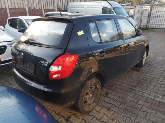 Skoda Fabia II 1.2i Skrotfordon (2009, ZWART)