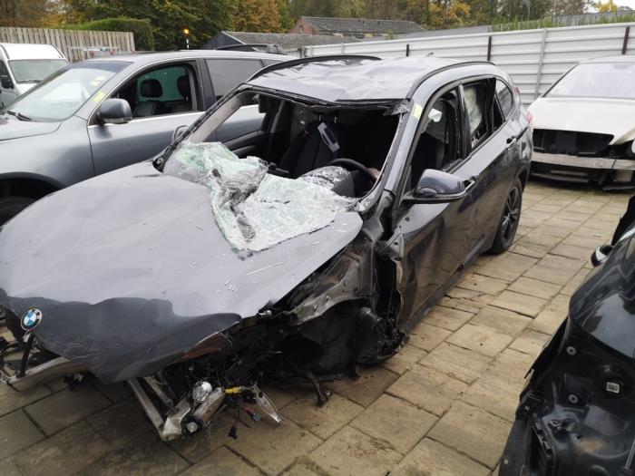 BMW X1 sDrive 16d 1.5 12V TwinPower Samochód złomowany (2019, Szary)