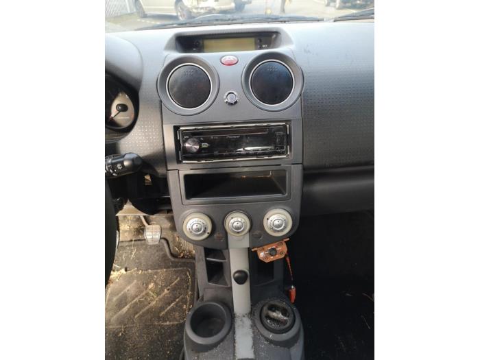 Mitsubishi Colt 1.3 16V Skrotfordon (2008, GRIJS)