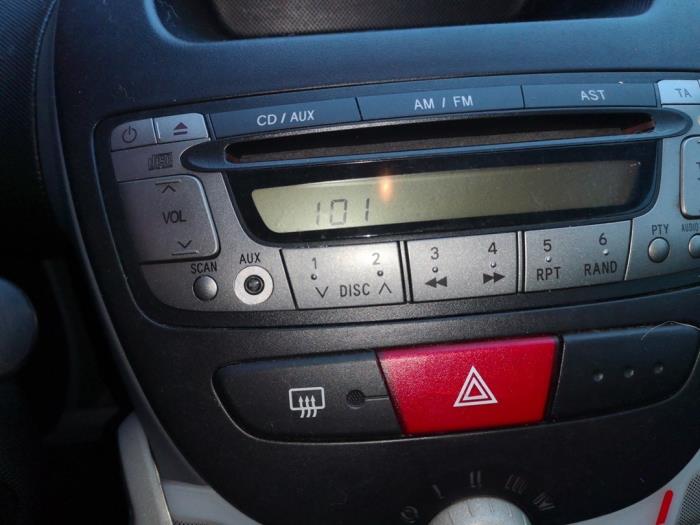 Toyota Aygo 1.0 12V VVT-i Sloopvoertuig (2008, Rood)