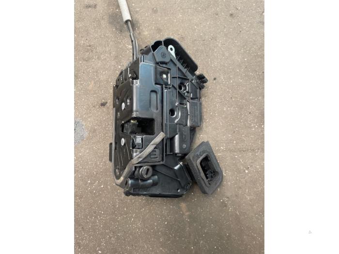 Toyota Prius 1.8 16V Samochód złomowany (2012, Szary)