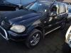 Mercedes ML I 430 4.3 V8 24V Autom. Skrotfordon (2000, ZWART)
