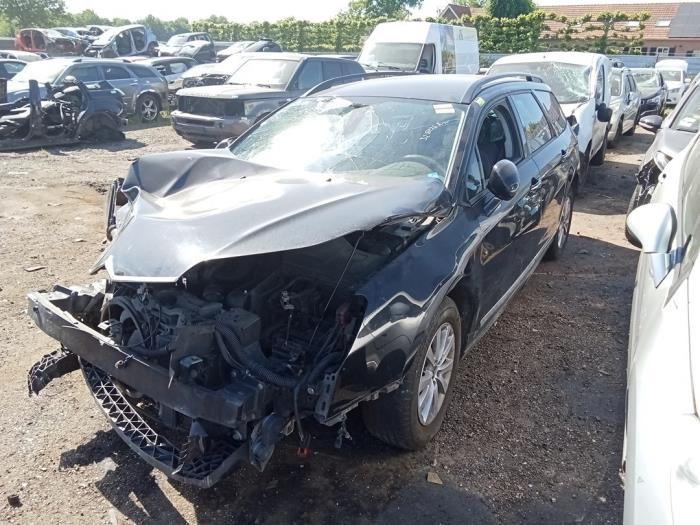 Citroen C5 III Tourer 1.6 HDiF 16V Skrotfordon (2009, ZWART)