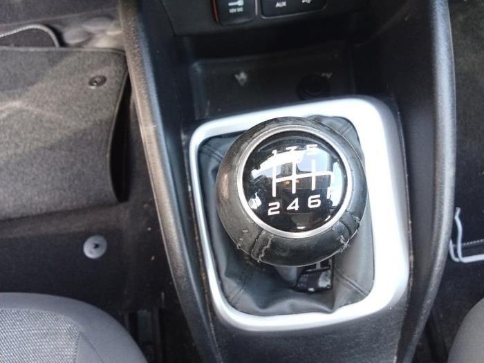 Fiat Tipo 1.4 16V Skrotfordon (2016, GRIJS)