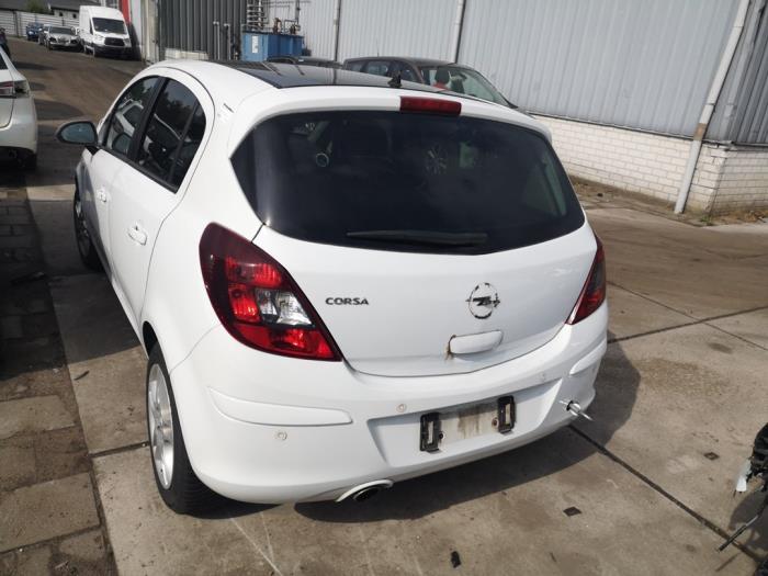 Opel Corsa D 1.4 16V Twinport Sloopvoertuig (2009, Wit)