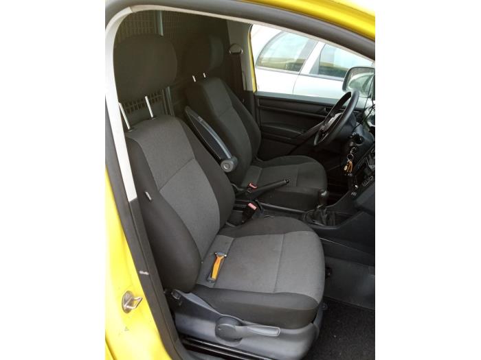 Volkswagen Caddy IV 1.6 TDI 16V Skrotfordon (2015, NIET VAN TOEPASSING)