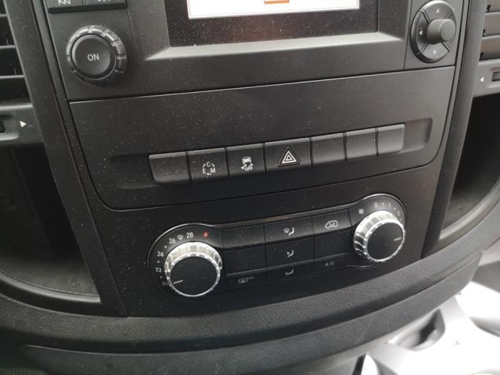 Mercedes Vito 2.2 116 CDI 16V Sloopvoertuig (2017, Zwart)