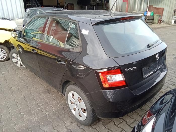 Skoda Fabia III 1.0 12V Sloopvoertuig (2015, Zwart)
