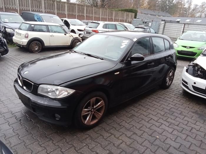 BMW 1 serie 116i 1.6 16V Sloopvoertuig (2005, Zwart)