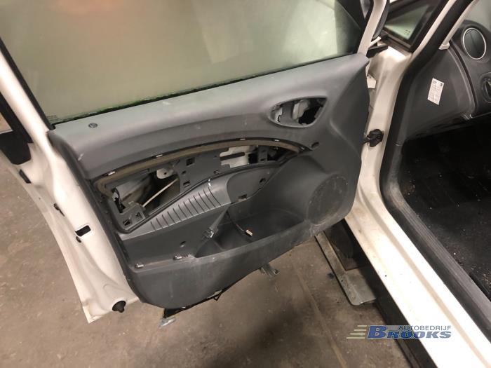 Seat Ibiza IV 1.2 12V Sloopvoertuig (2010, Wit)