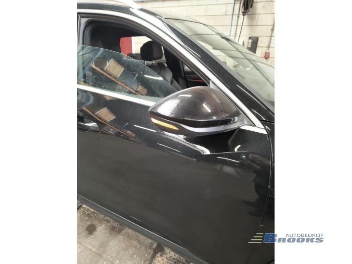 Audi e-tron 55 quattro Skrotfordon (2020, ZWART)