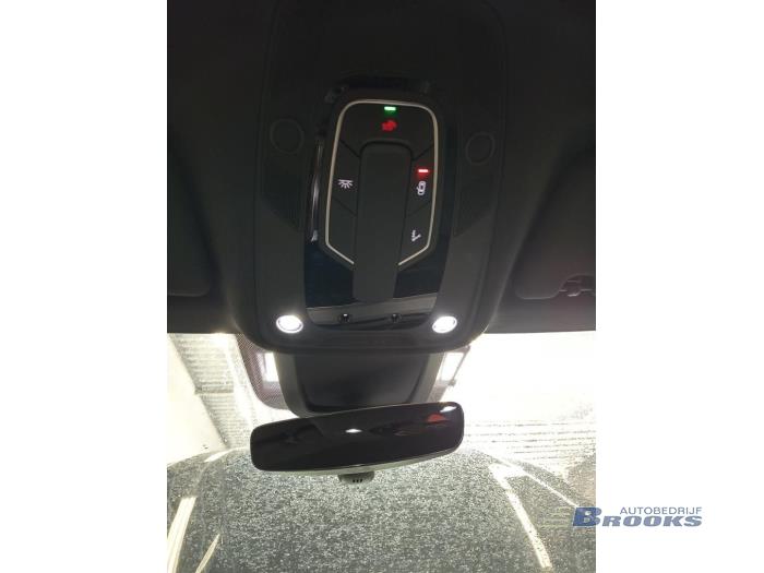 Audi e-tron 55 quattro Skrotfordon (2020, ZWART)