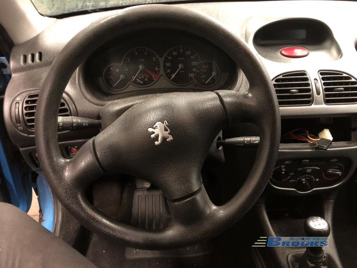 Peugeot 206 1.6 XS,XT Skrotfordon (1999, BLAUW)