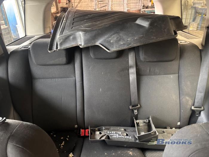 Landrover Freelander II 2.2 td4 16V Sloopvoertuig (2010, Zilvergrijs)