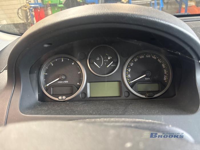 Landrover Freelander II 2.2 td4 16V Sloopvoertuig (2010, Zilvergrijs)