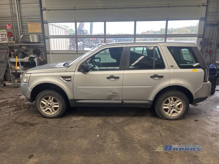 Landrover Freelander II 2.2 td4 16V Sloopvoertuig (2010, Zilvergrijs)
