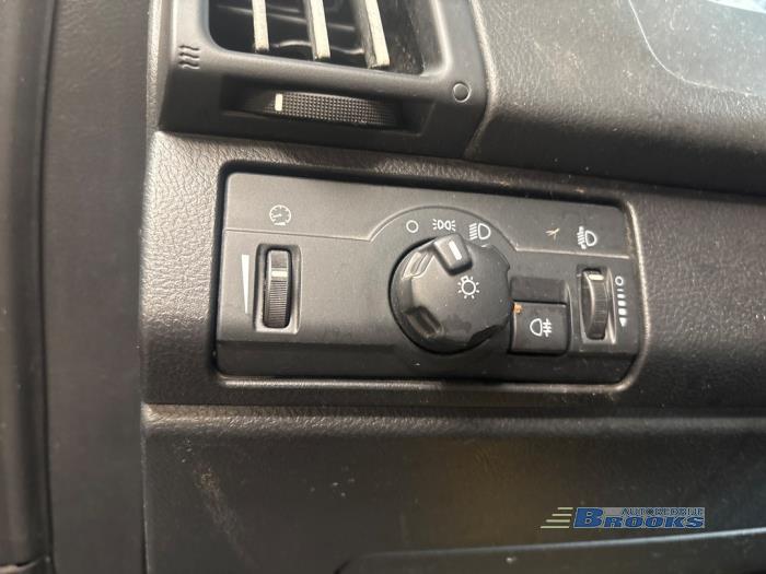 Landrover Freelander II 2.2 td4 16V Sloopvoertuig (2010, Zilvergrijs)