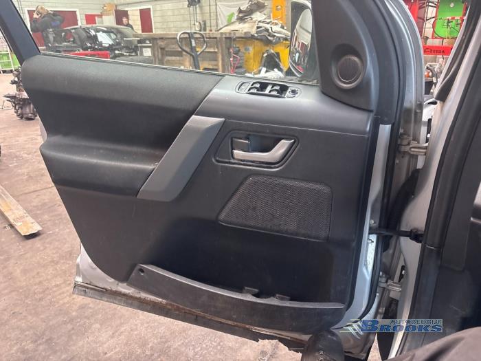 Landrover Freelander II 2.2 td4 16V Sloopvoertuig (2010, Zilvergrijs)