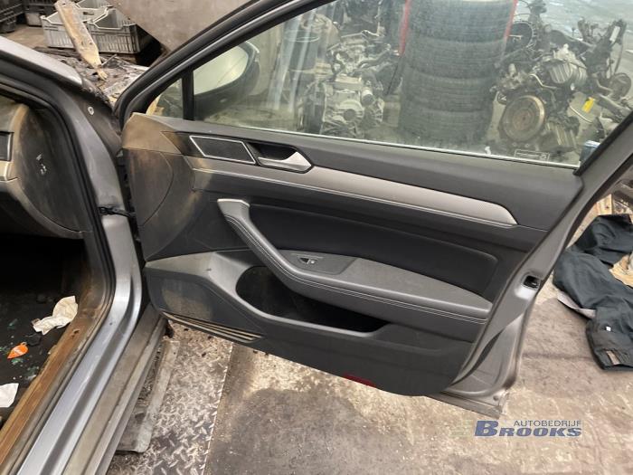 Volkswagen Passat Variant 1.6 TDI 16V Sloopvoertuig (2018, Grijs)