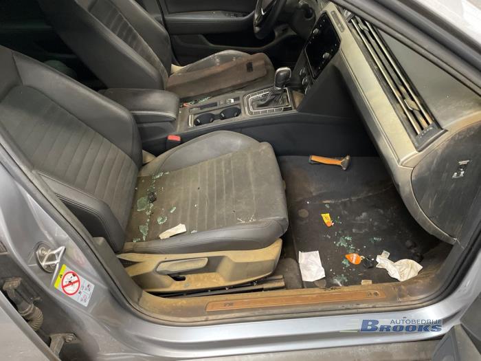 Volkswagen Passat Variant 1.6 TDI 16V Sloopvoertuig (2018, Grijs)
