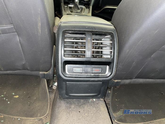 Volkswagen Passat Variant 1.6 TDI 16V Sloopvoertuig (2018, Grijs)