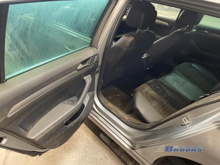 Volkswagen Passat Variant 1.6 TDI 16V Sloopvoertuig (2018, Grijs)