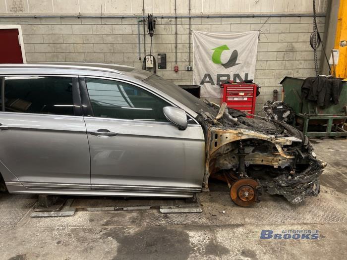 Volkswagen Passat Variant 1.6 TDI 16V Sloopvoertuig (2018, Grijs)