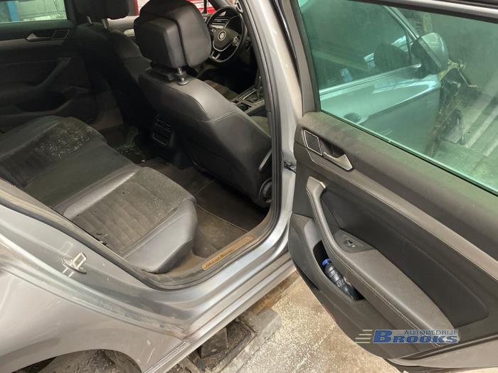 Volkswagen Passat Variant 1.6 TDI 16V Sloopvoertuig (2018, Grijs)
