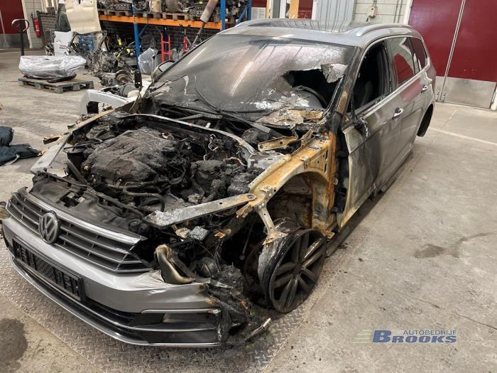 Volkswagen Passat Variant 1.6 TDI 16V Sloopvoertuig (2018, Grijs)